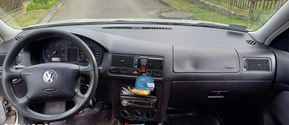 Volkswagen Golf cena 6100 przebieg: 216174, rok produkcji 2000 z Gorlice małe 29